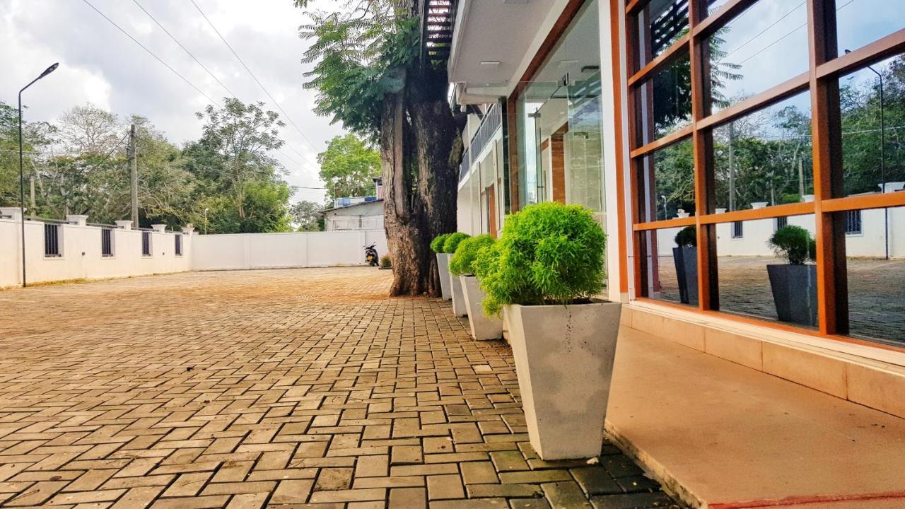 Livinya Holiday Resort Kataragama Dış mekan fotoğraf